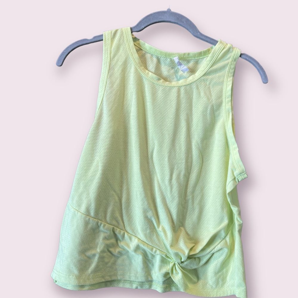 Marika Cycle House Andrea Crop Tank in Sunny Lane. NEW Size Large. Exercise top